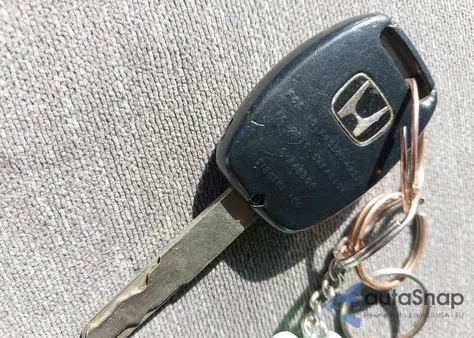 2010 Honda Accord 2.4 Lx from USA, damaged, VIN 1HGCP2F36AA030221
